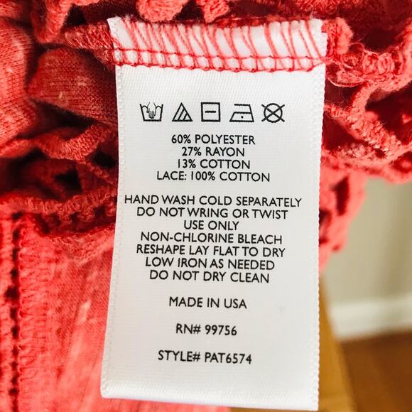 Painted Threads Tank - Picture 6 of 6